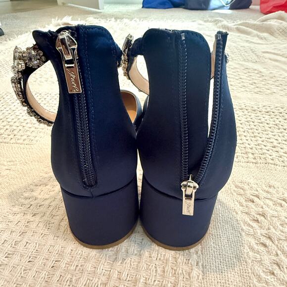 Jewel Badgley Mischka Cathleen 11 satin block heel evening pump 3093 - Picture 4 of 9